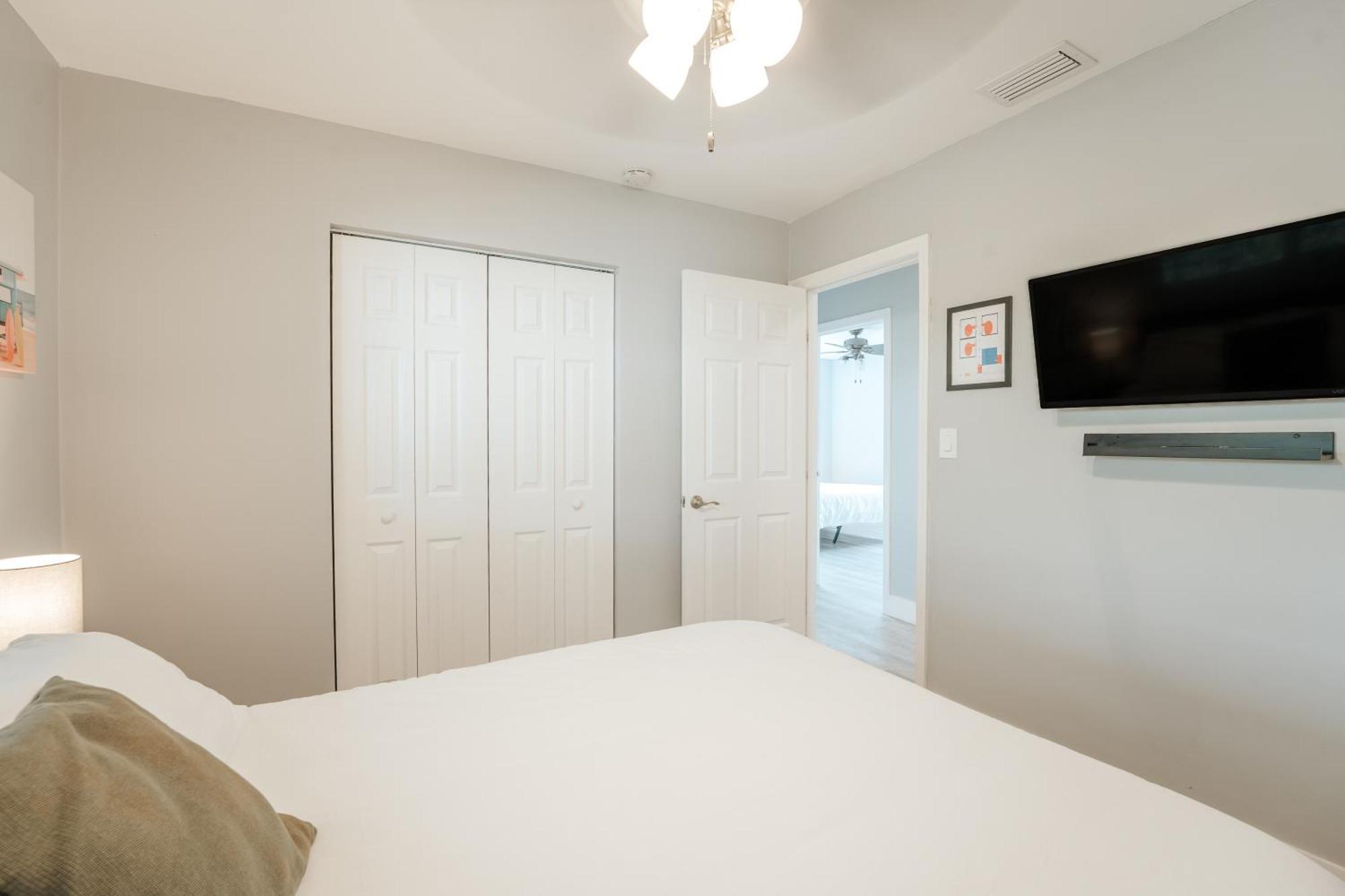 Home With A Pool Close To Beach And Fll Airport Pool Heated October- March ฟอร์ต ลอเดอร์เดล ภายนอก รูปภาพ