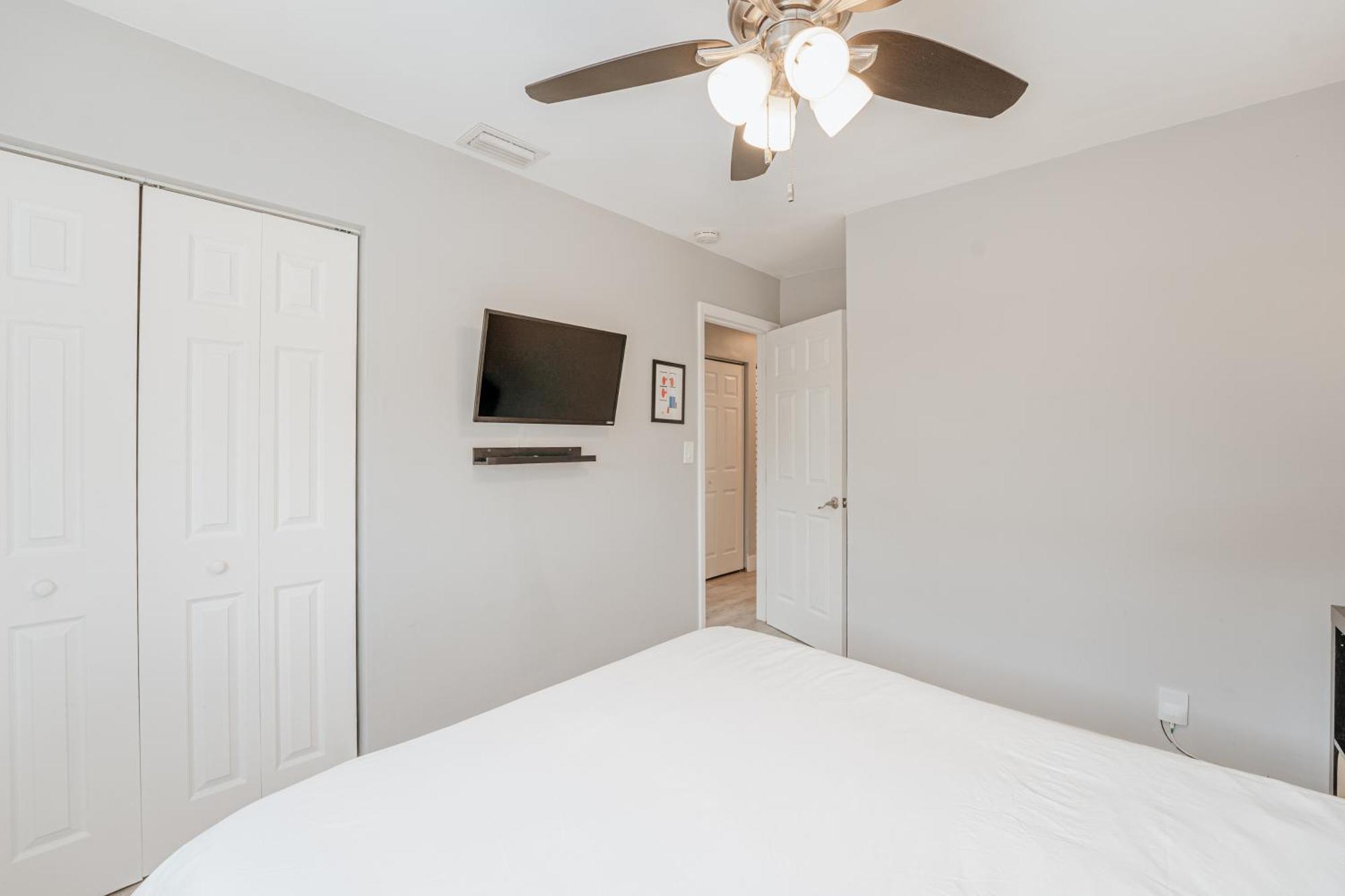 Home With A Pool Close To Beach And Fll Airport Pool Heated October- March ฟอร์ต ลอเดอร์เดล ภายนอก รูปภาพ