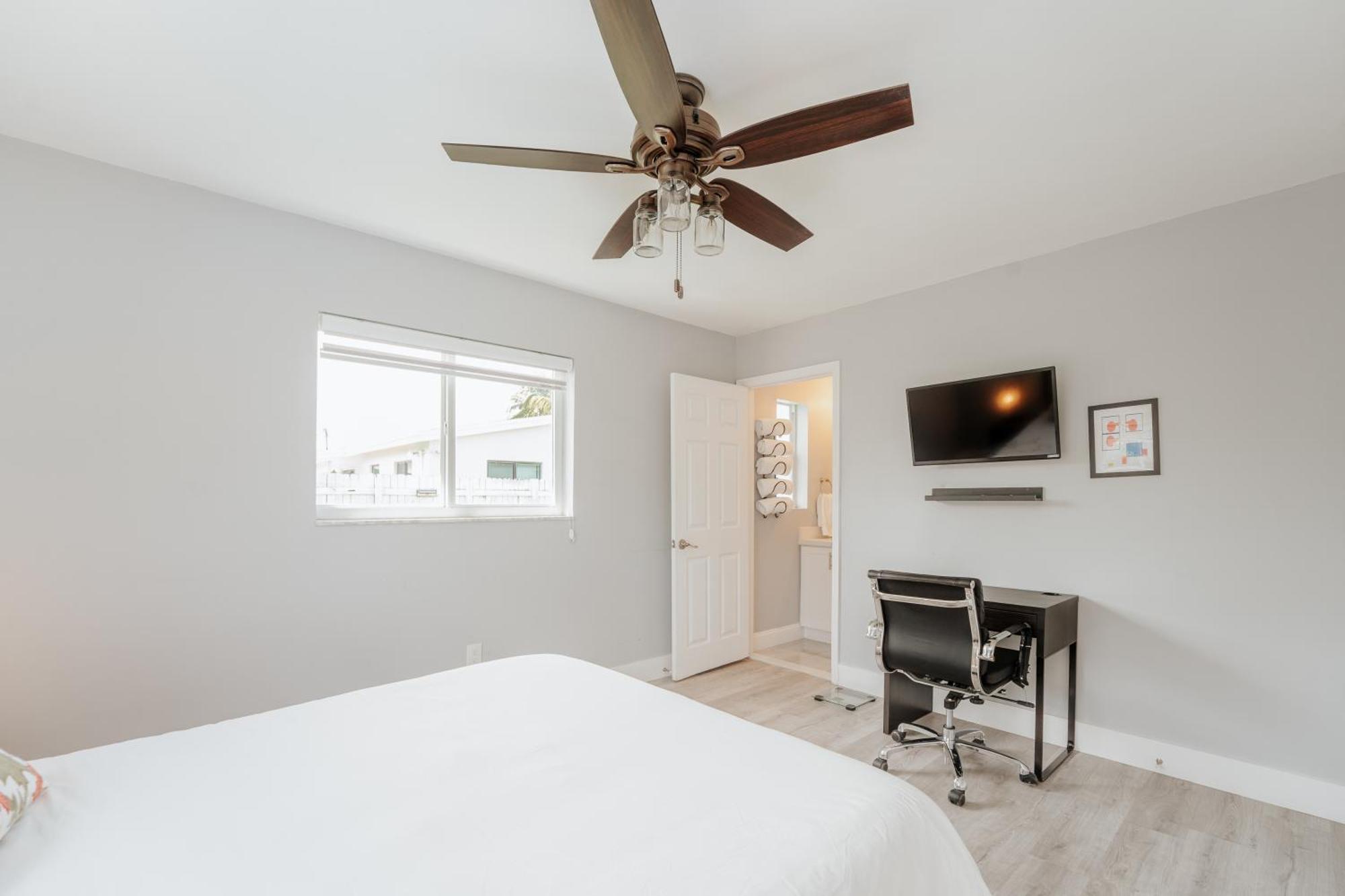 Home With A Pool Close To Beach And Fll Airport Pool Heated October- March ฟอร์ต ลอเดอร์เดล ภายนอก รูปภาพ